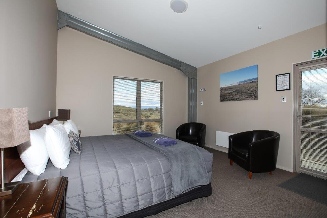 Tussock Lodge - Waipiata Экстерьер фото
